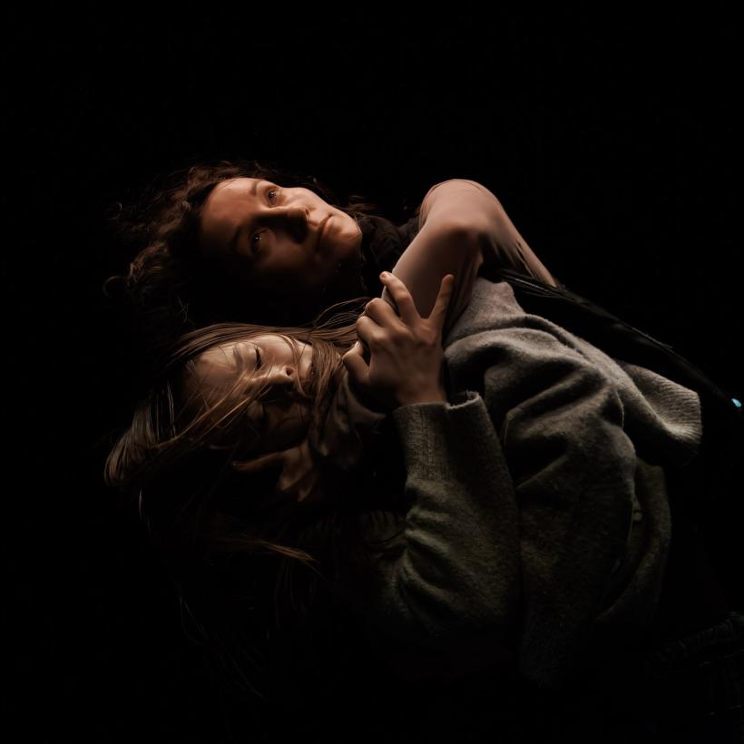 Dansfotografie Light in Darkness II 2025 Korzo Den Haag - LR - kimvos-com 4N9A7858